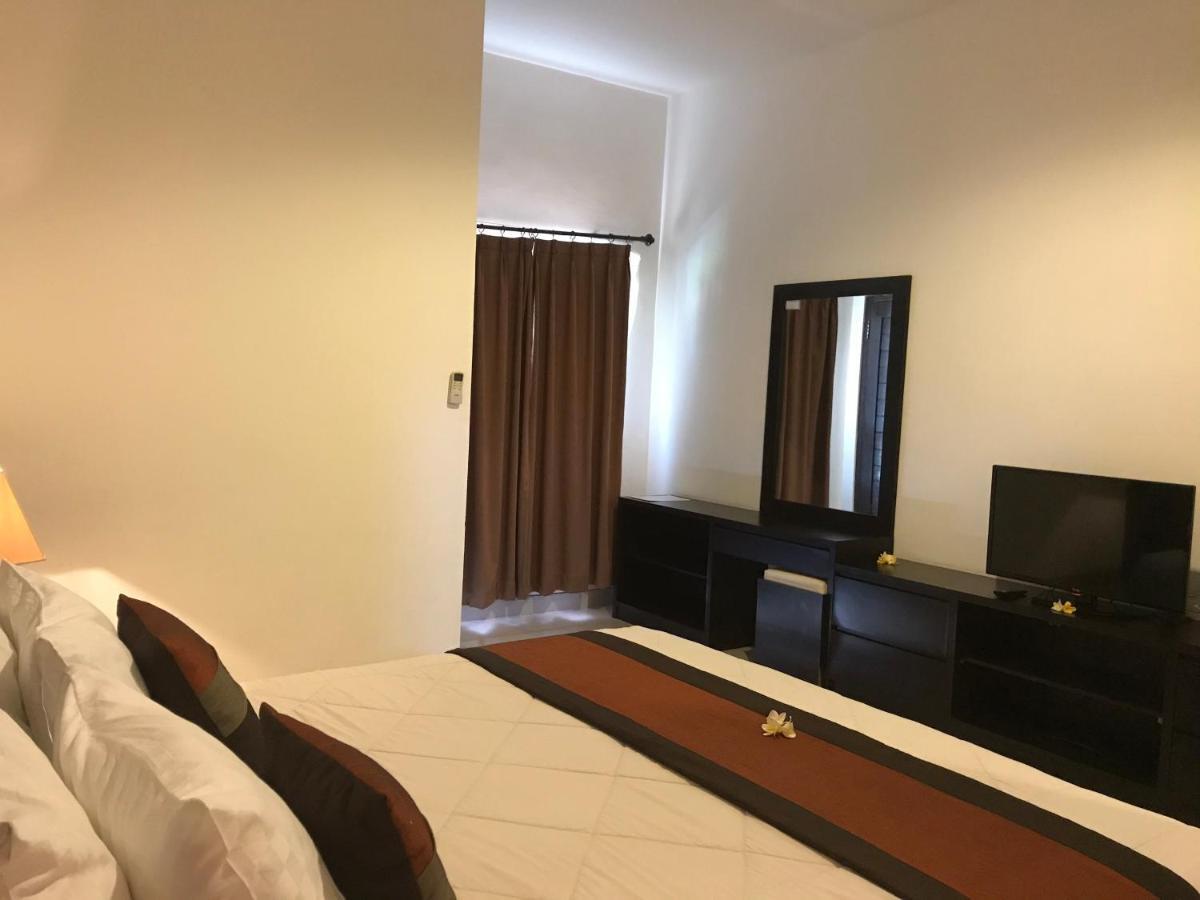 The Celuk Homestay Jimbaran Exterior foto