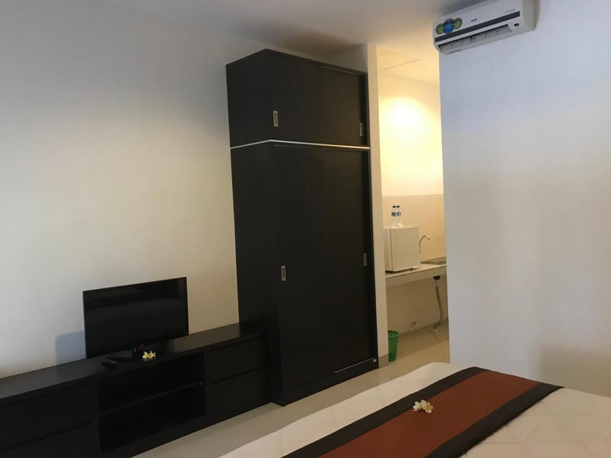The Celuk Homestay Jimbaran Exterior foto