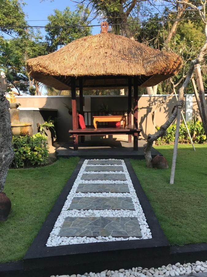 The Celuk Homestay Jimbaran Exterior foto