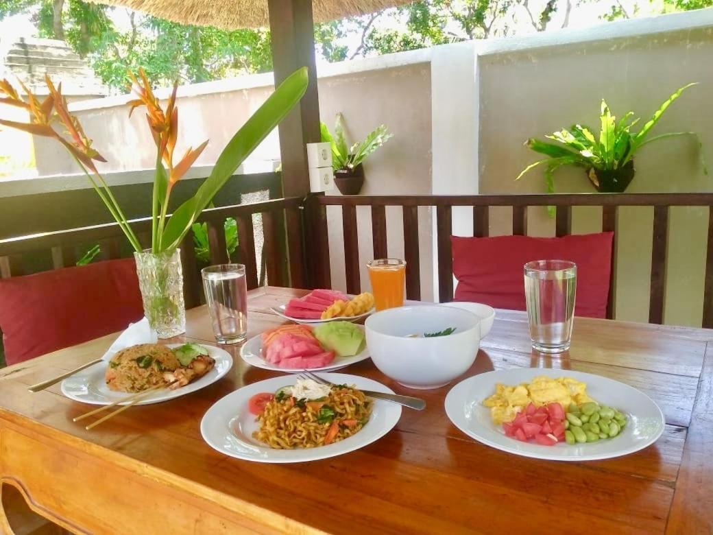 The Celuk Homestay Jimbaran Exterior foto